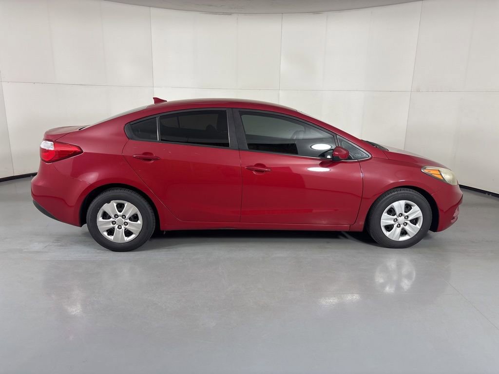 Used 2016 Kia Forte LX image 9