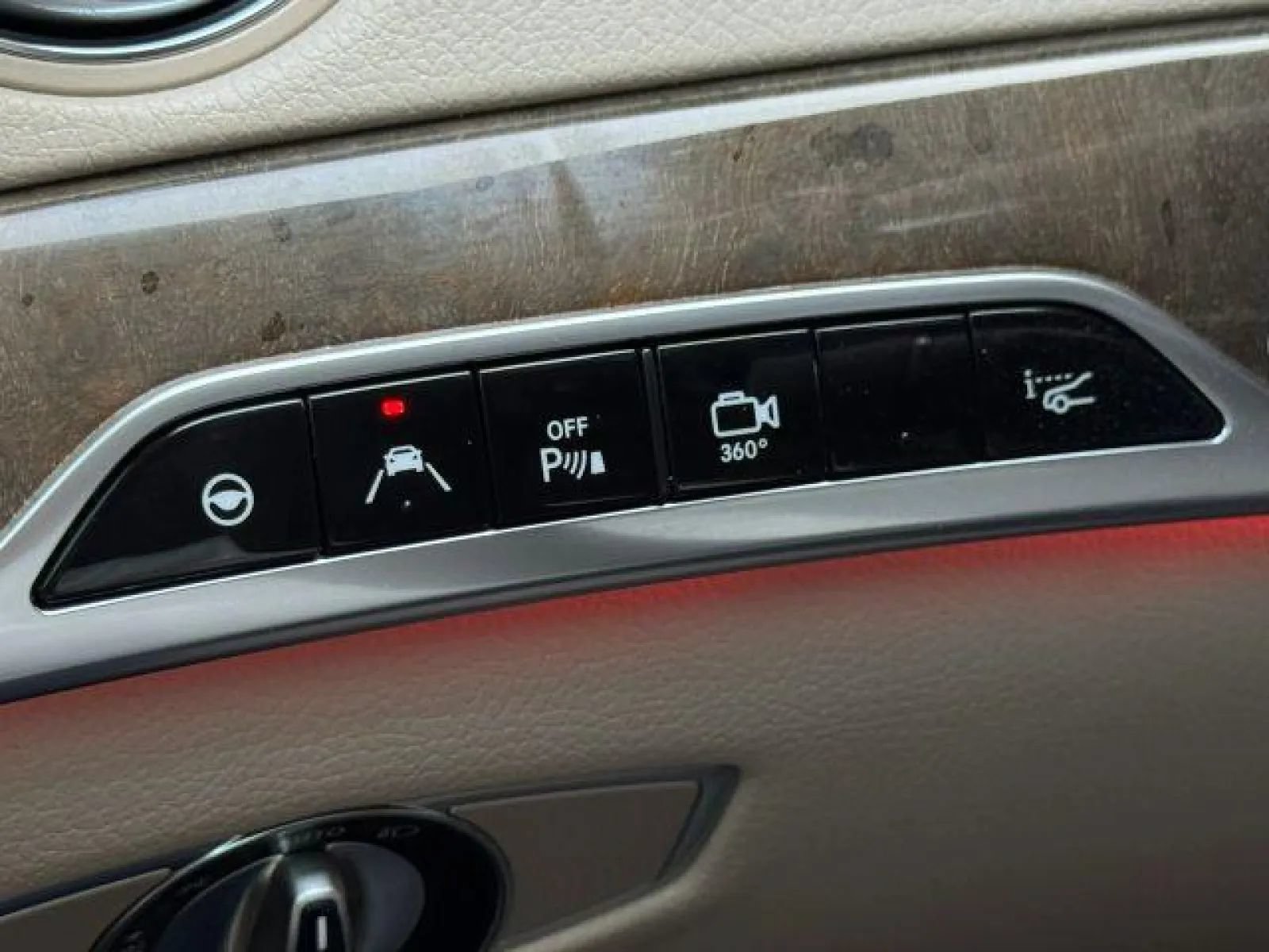 Used 2015 Mercedes-Benz S 550 Sedan image 40