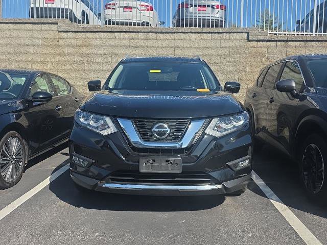 Used 2018 Nissan Rogue SL w/ Premium Package image 2