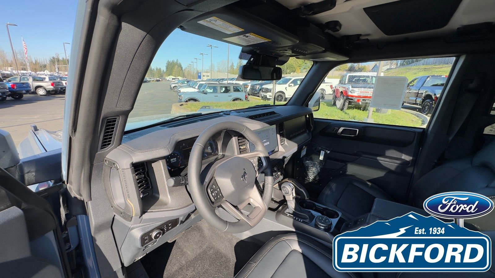 New 2025 Ford Bronco Badlands AWD/4WD image 8