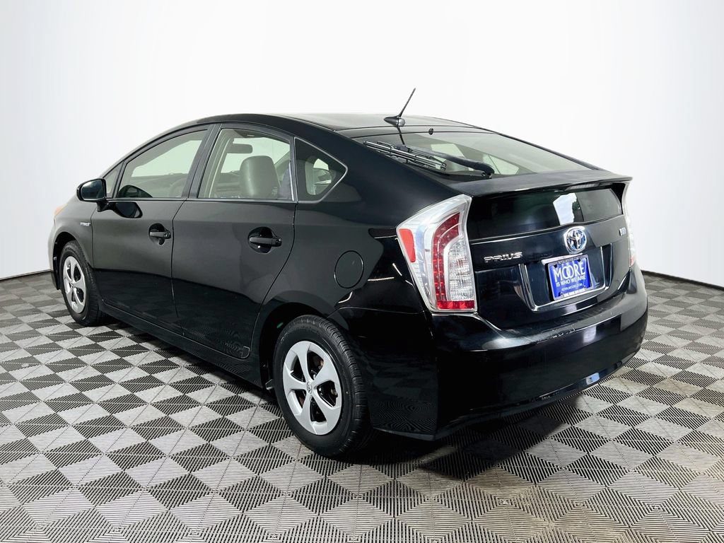 Used 2013 Toyota Prius Three w/ Protection Pkg FWD image 5