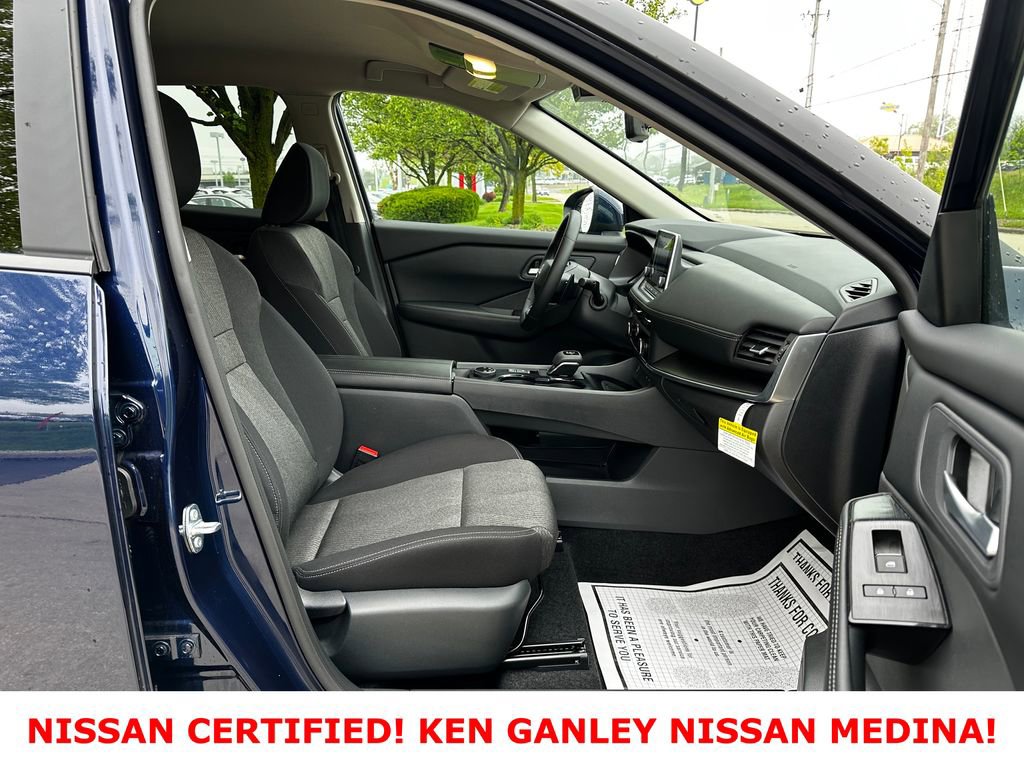 Certified 2026 Nissan Rogue SV AWD/4WD image 48