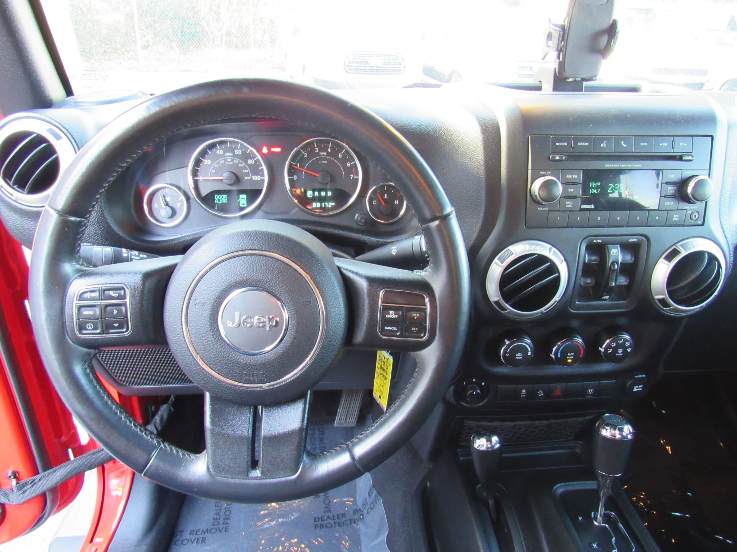 Used 2017 Jeep Wrangler Unlimited Sahara w/ Connectivity Group image 14