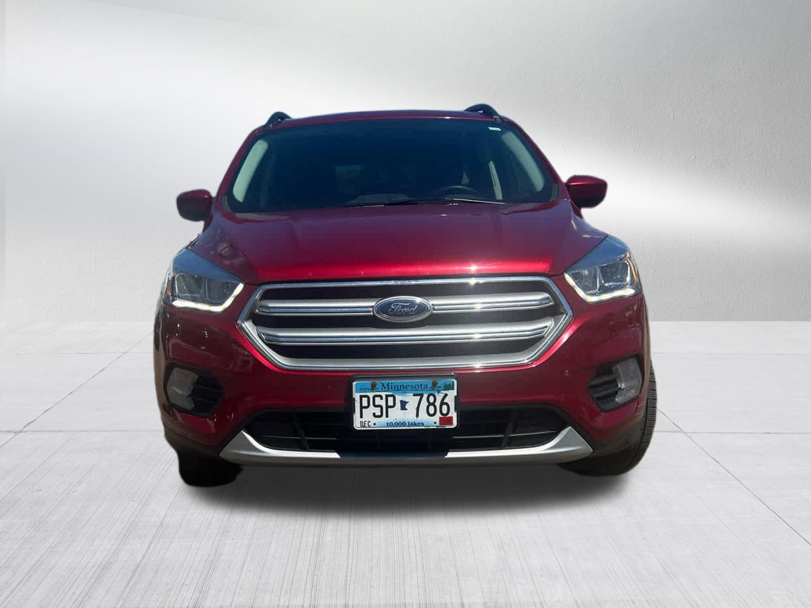 Used 2017 Ford Escape SE w/ SE Leather Comfort Package AWD/4WD image 2