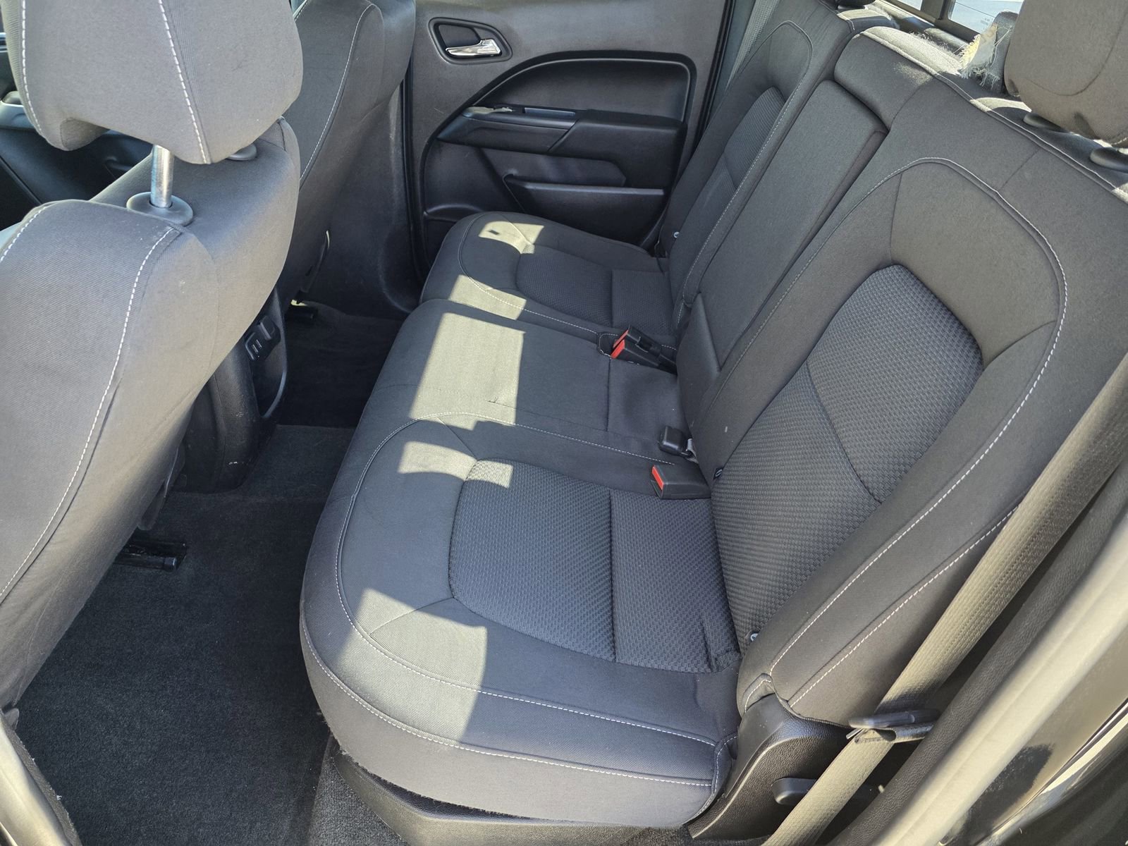 Used 2018 Chevrolet Colorado LT w/ LT Convenience Package image 17