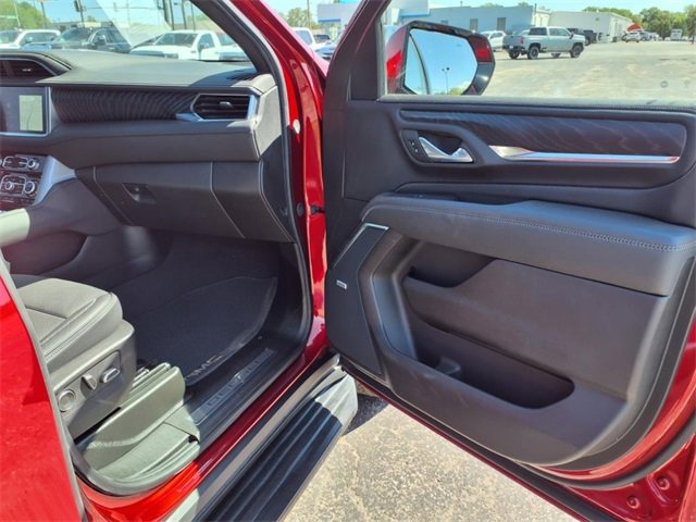 Used 2024 GMC Yukon Denali image 91