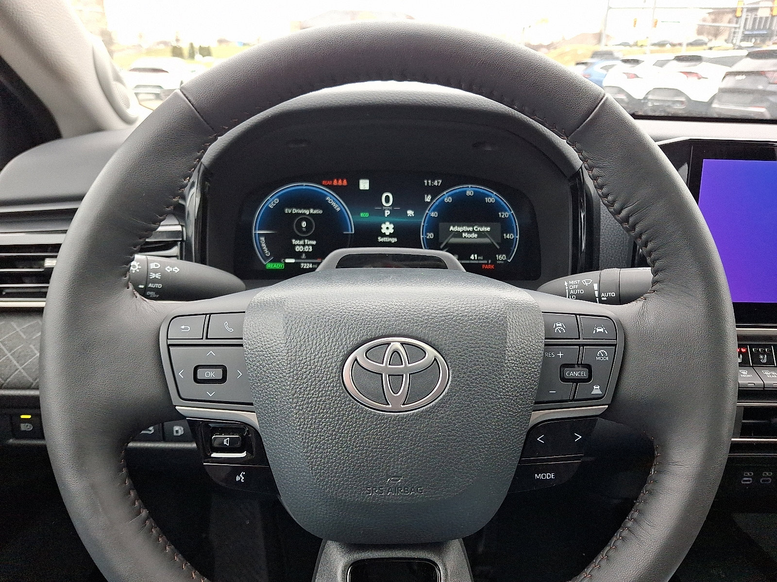 Used 2025 Toyota Camry XLE w/ Premium Plus Package image 19