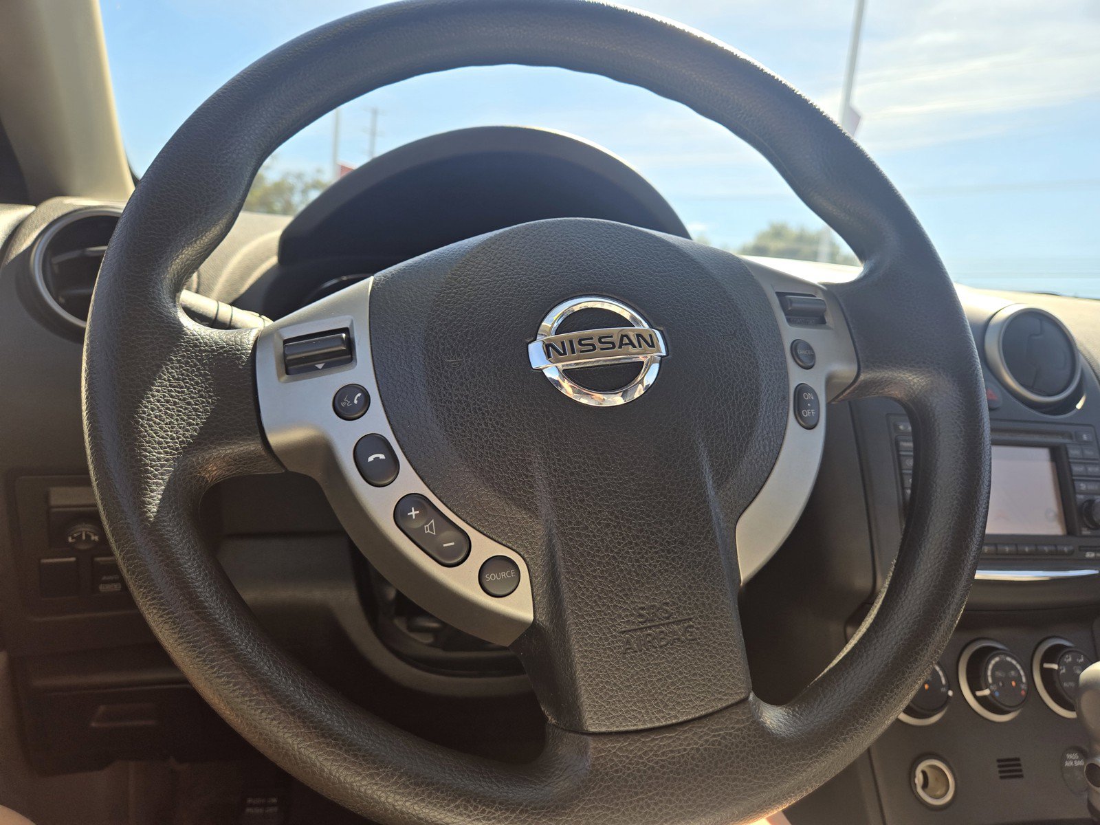 Used 2013 Nissan Rogue SV w/ Premium Pkg AWD/4WD image 19