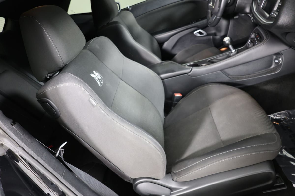 Used 2015 Dodge Challenger R/T Scat Pack RWD image 29