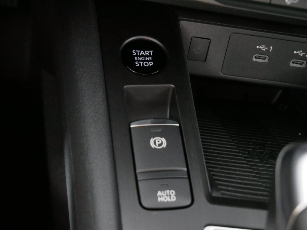 New 2026 Nissan Kicks SV w/ Cold Weather Package AWD/4WD image 31