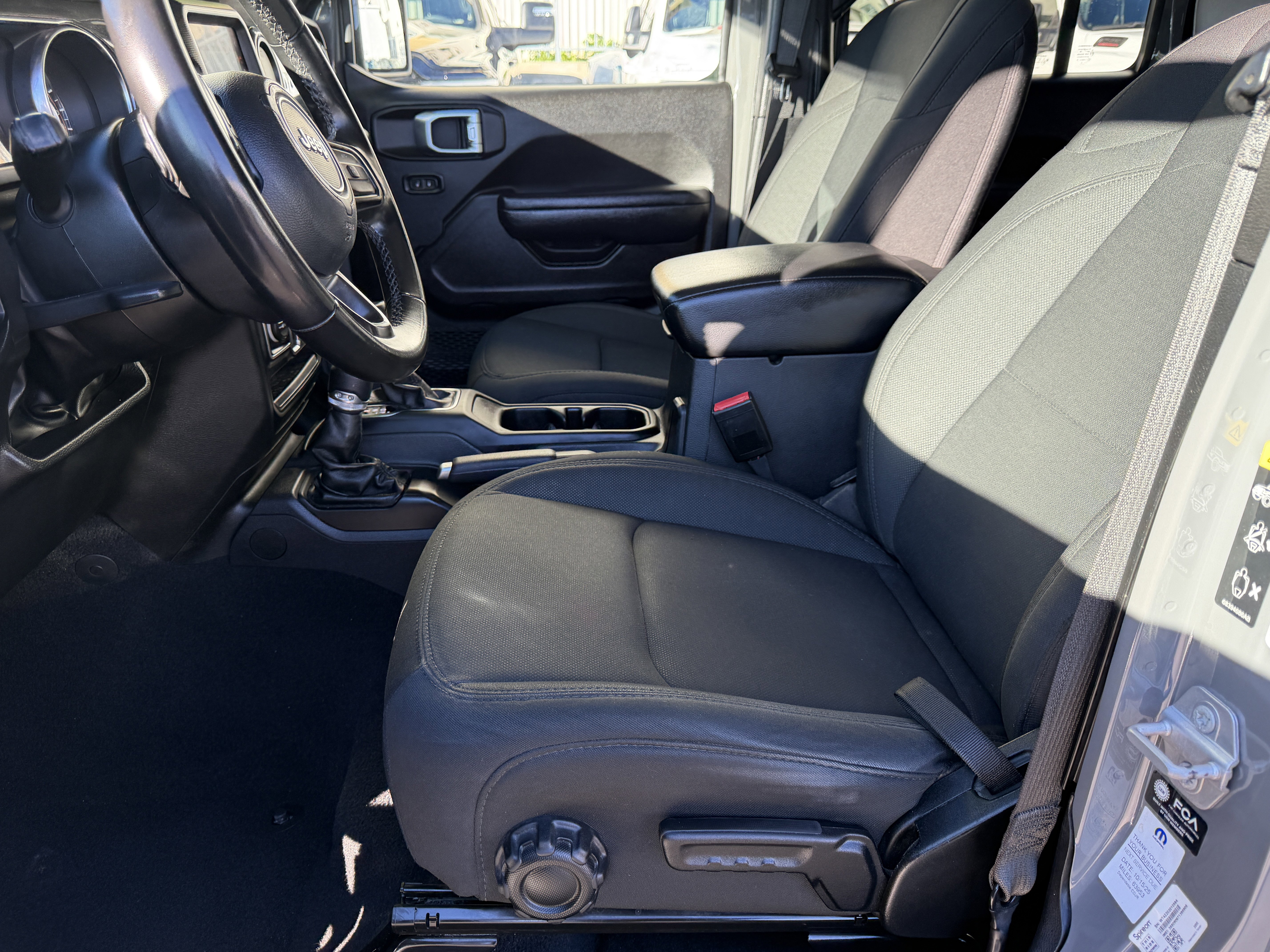 Certified 2022 Jeep Gladiator Sport image 17