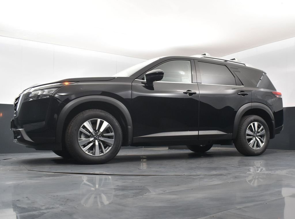 New 2025 Nissan Pathfinder SL image 41