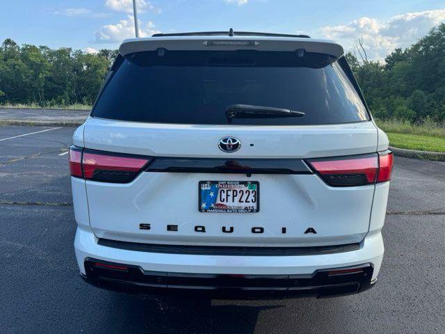 Certified 2023 Toyota Sequoia Platinum AWD/4WD image 4