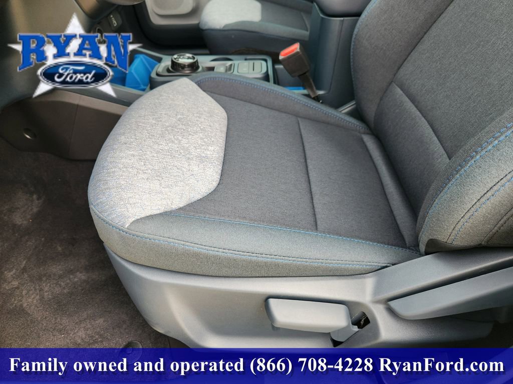 New 2026 Ford Maverick XLT AWD/4WD image 17
