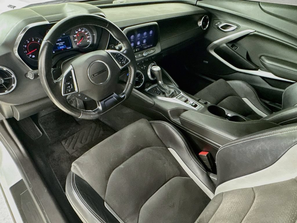 Used 2023 Chevrolet Camaro LT w/ Technology Package RWD image 26