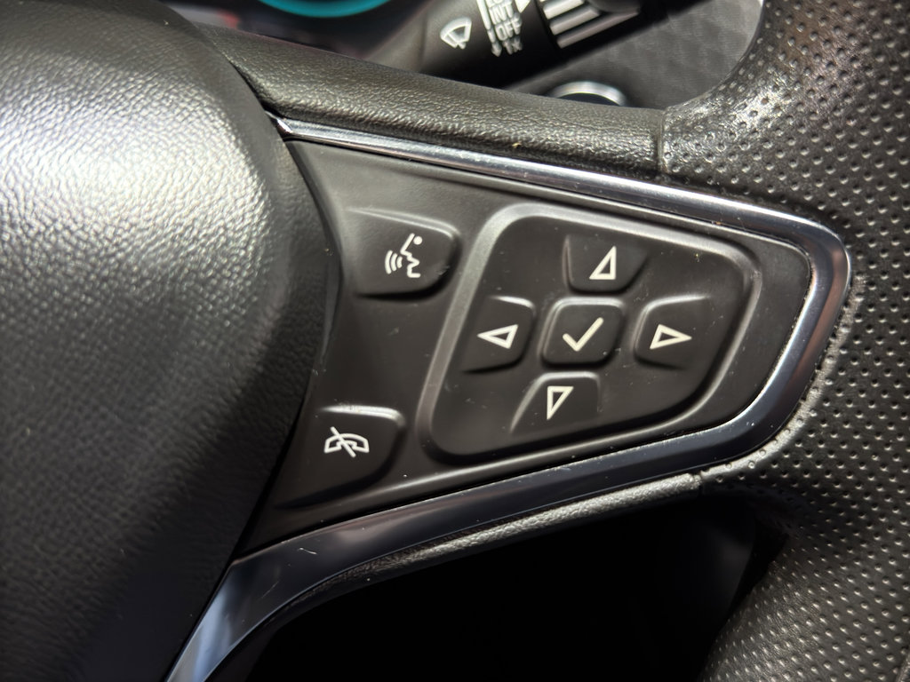 Used 2024 Chevrolet Malibu LT image 22