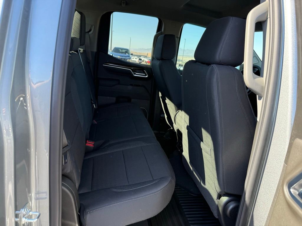 New 2026 GMC Sierra 1500 Elevation image 17