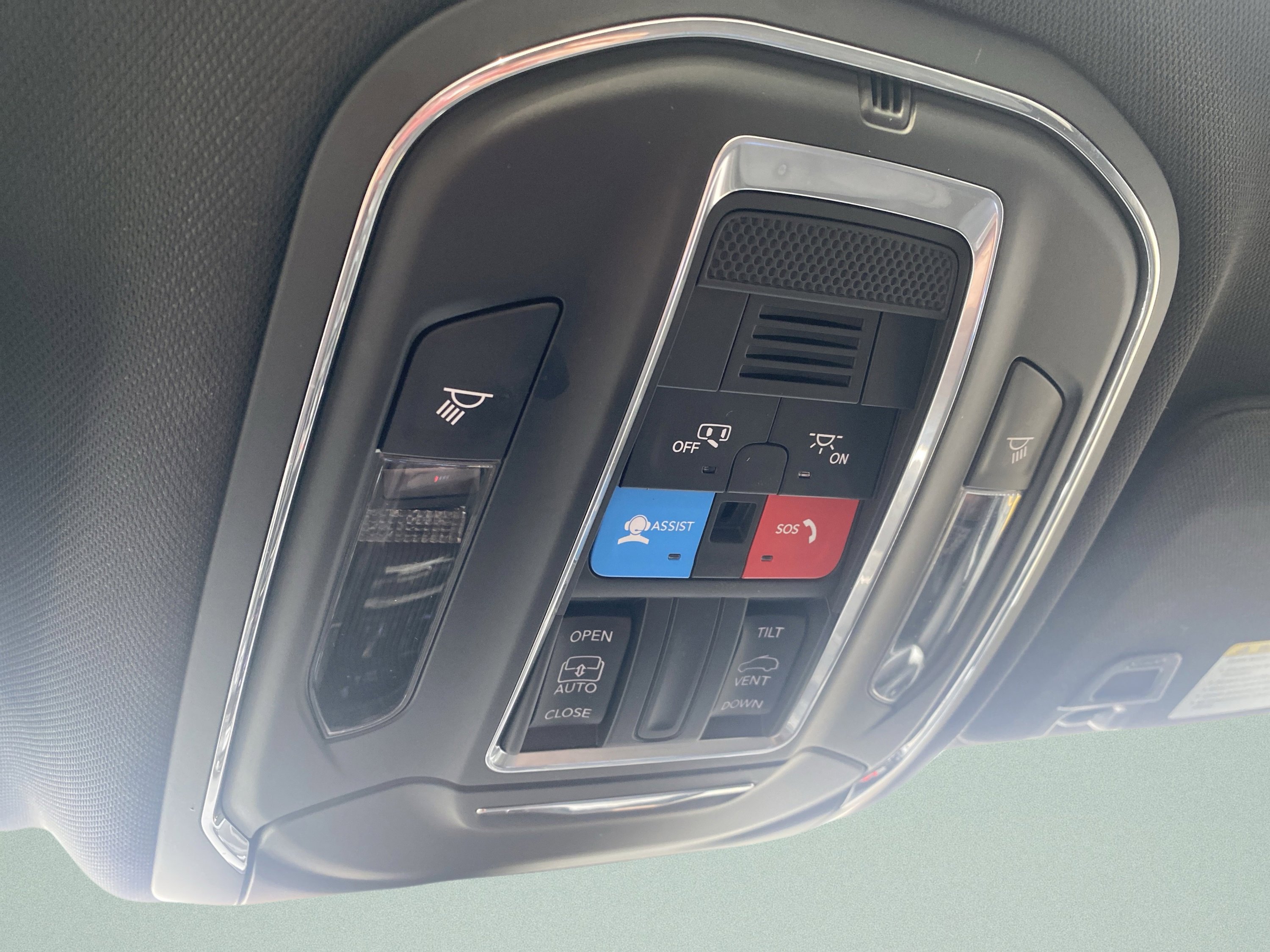 Used 2024 Jeep Grand Cherokee L Laredo image 25