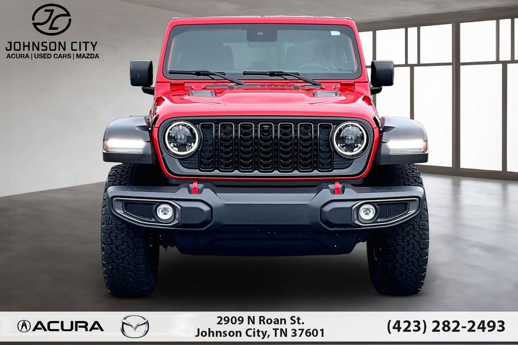 Used 2024 Jeep Wrangler Unlimited Rubicon w/ Technology Group AWD/4WD image 3