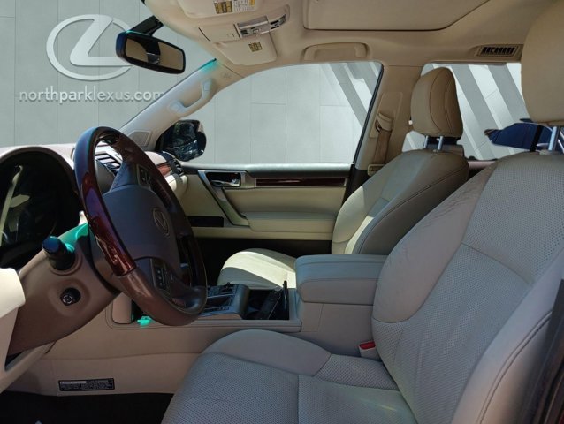 Used 2015 Lexus GX 460 Luxury image 4