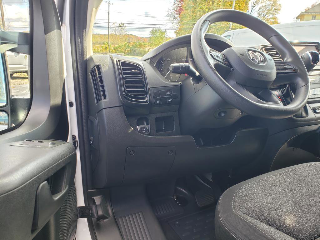 Used 2023 RAM ProMaster 2500 image 10