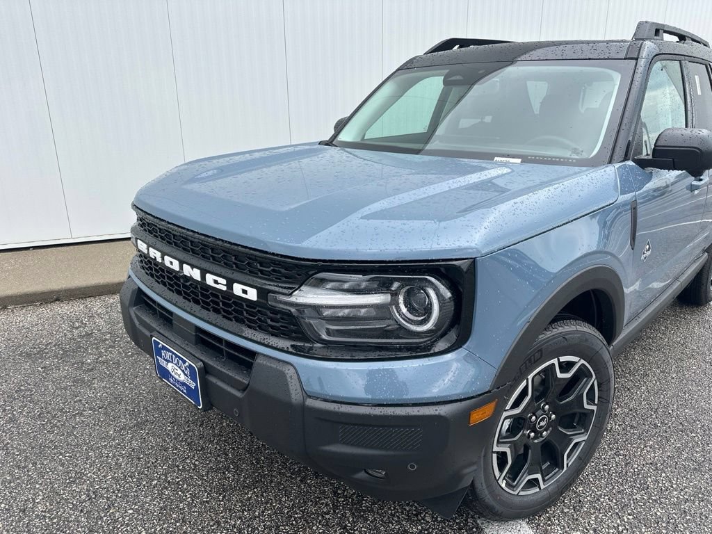 New 2026 Ford Bronco Sport Outer Banks w/ Outer Banks Tech Package+ AWD/4WD image 2
