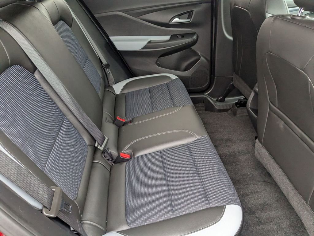 Used 2024 Buick Envista Preferred image 34