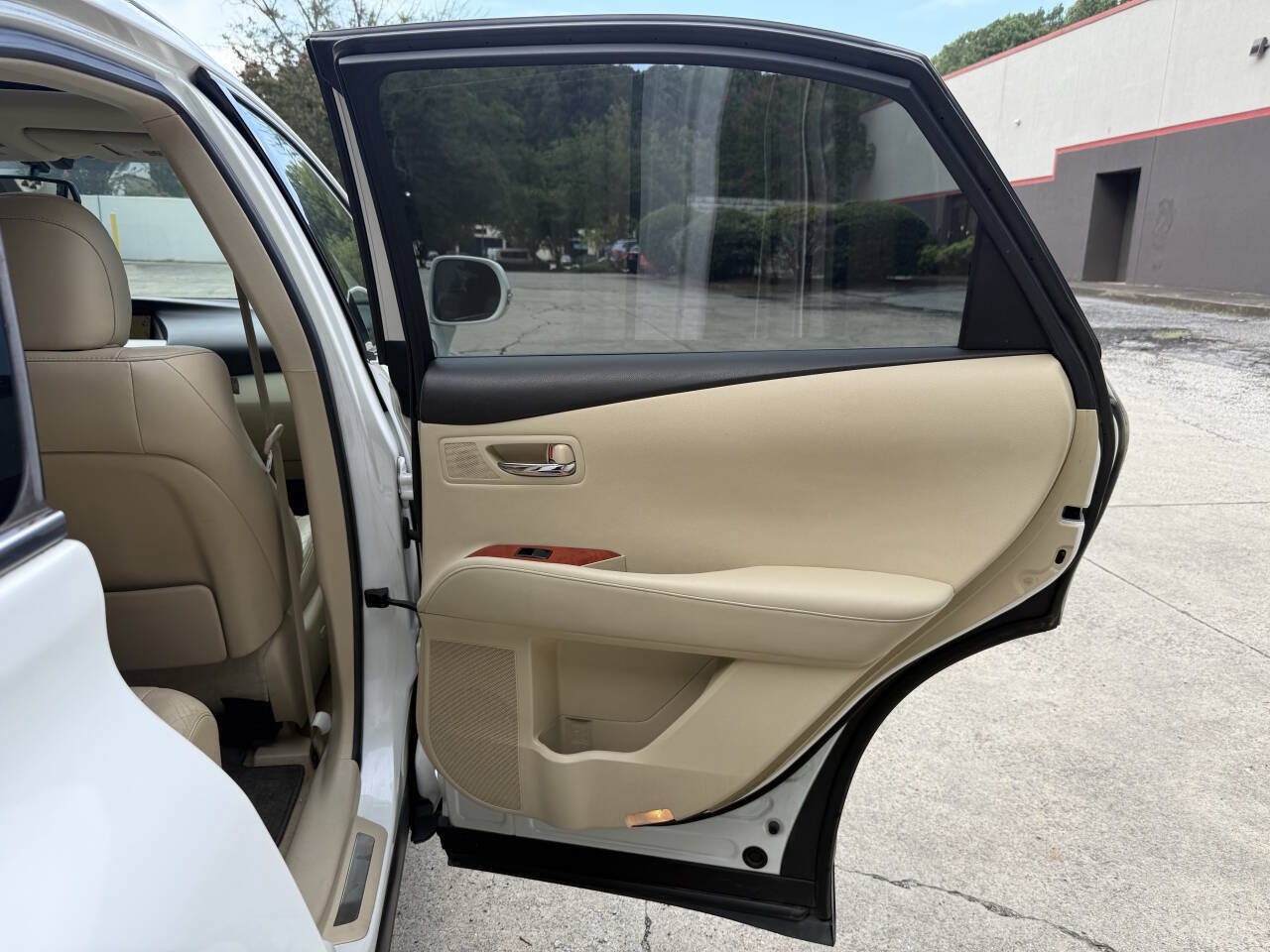 Used 2010 Lexus RX 450h AWD image 35