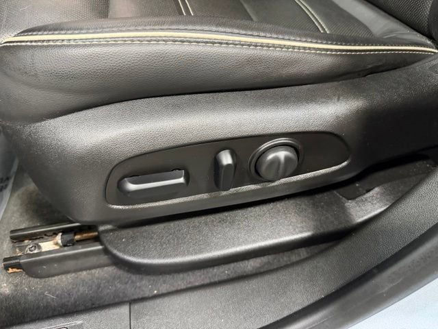 Used 2017 GMC Acadia Denali w/ Technology Package AWD/4WD image 26