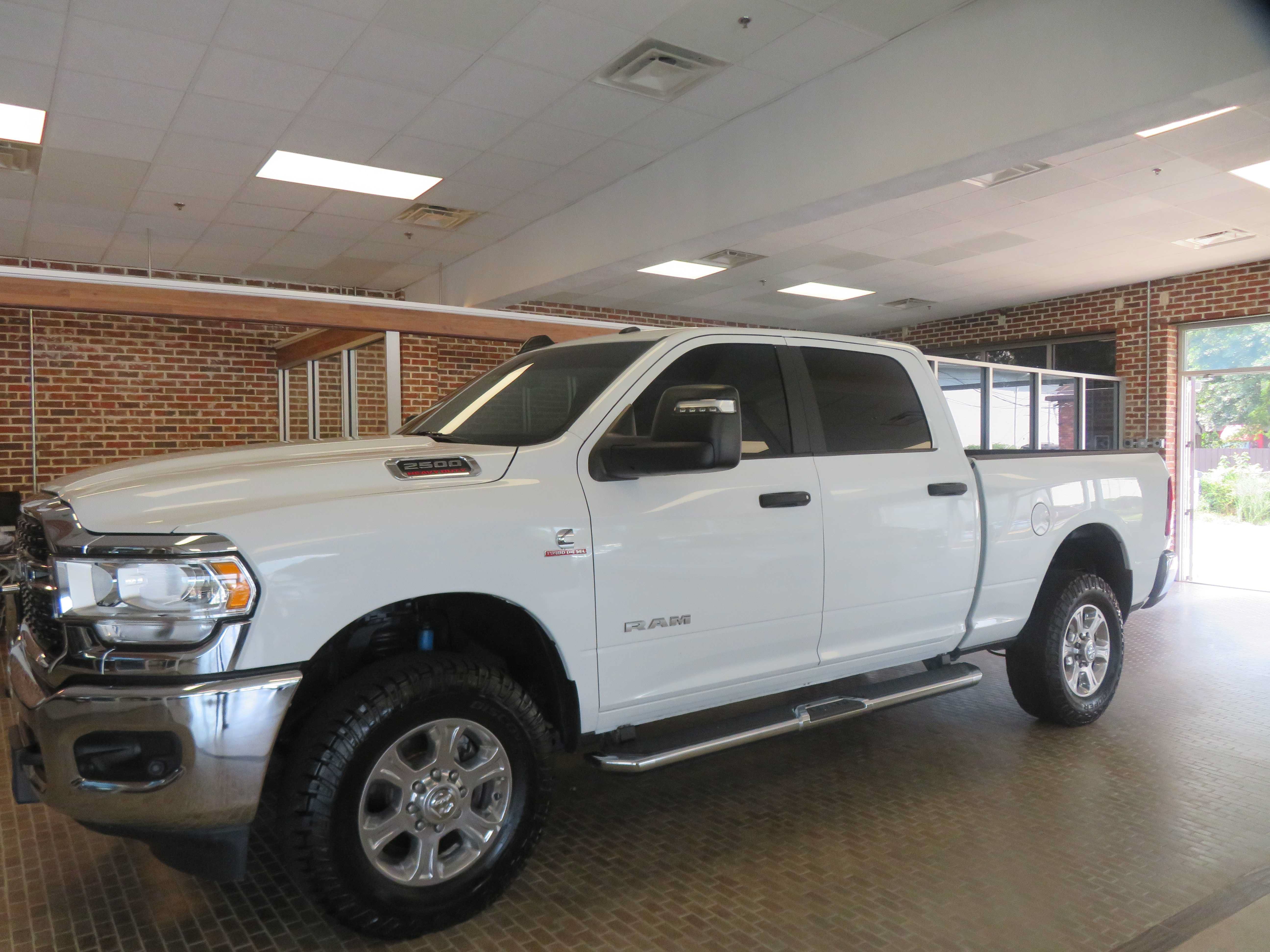 Used 2024 RAM 2500 Big Horn w/ Off Road Package AWD/4WD image 77