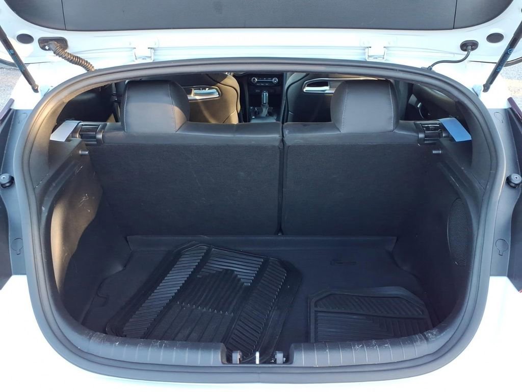 Used 2021 Hyundai Veloster N image 11