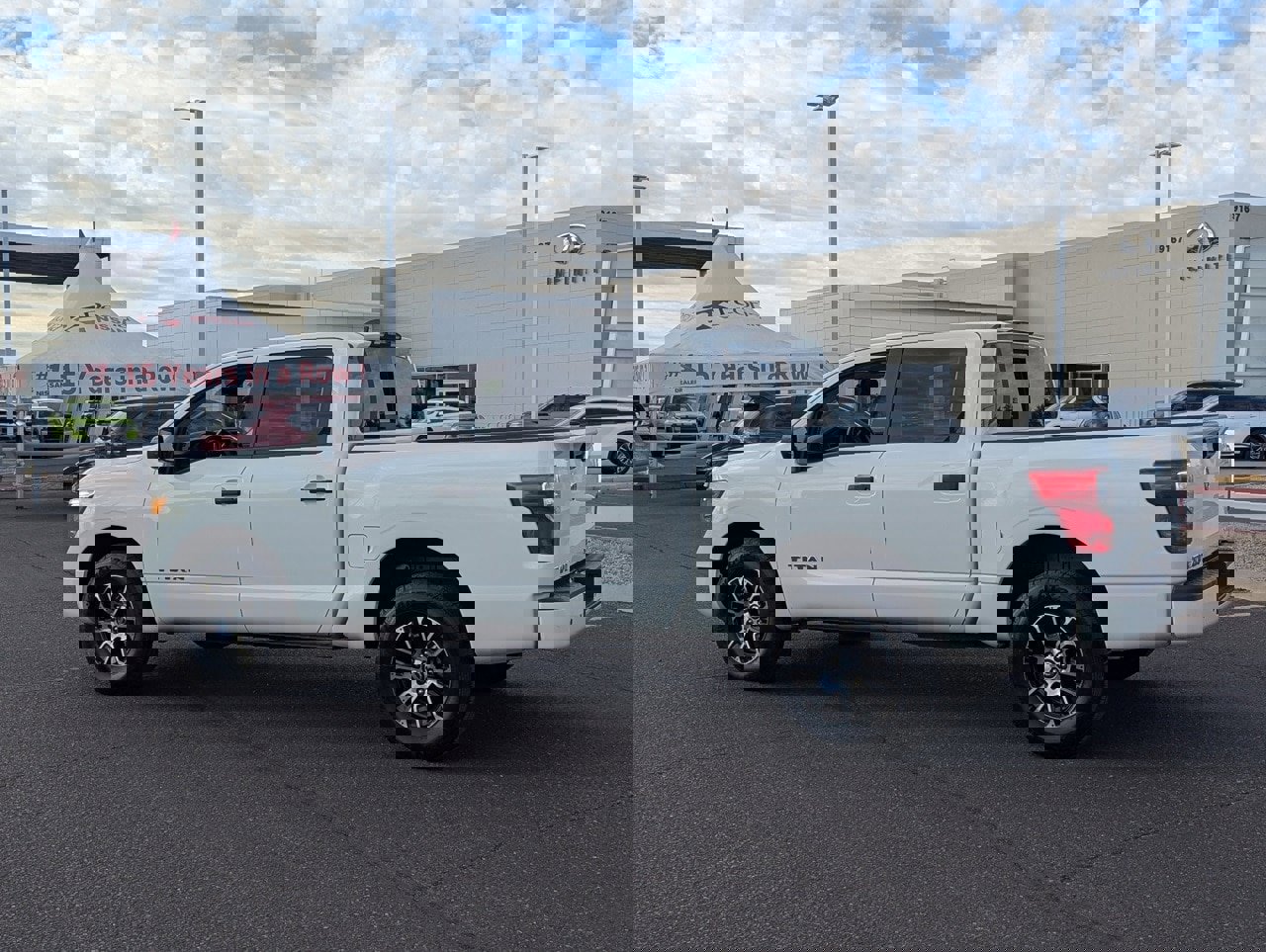 Certified 2022 Nissan Titan SV image 4