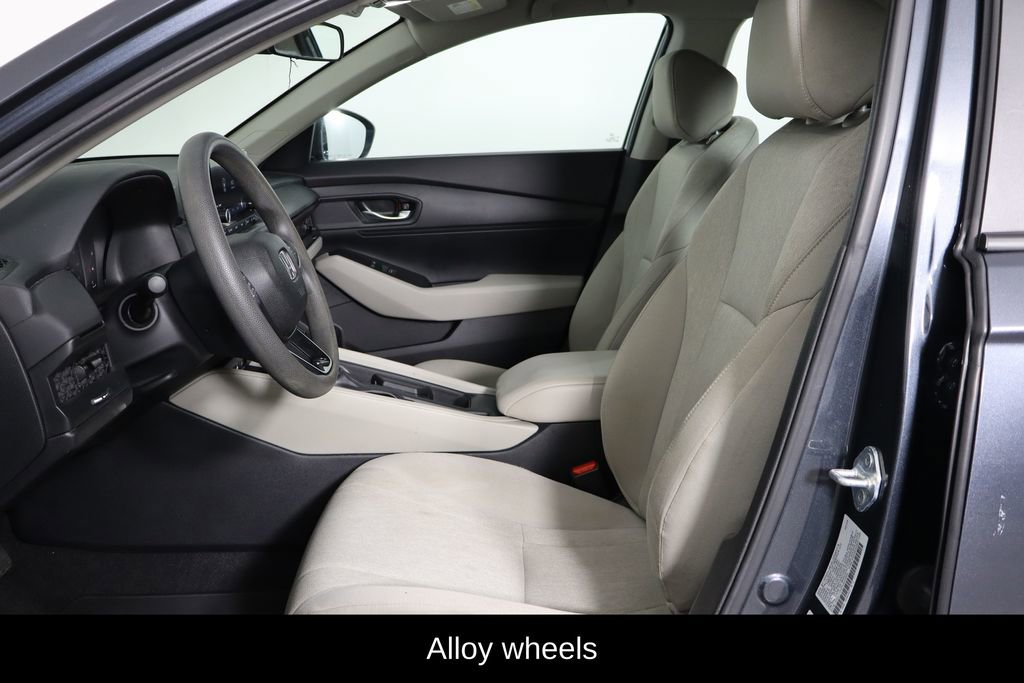 Used 2025 Honda Accord LX image 14