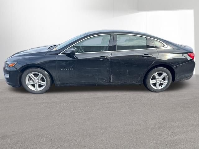 Used 2025 Chevrolet Malibu LS image 2