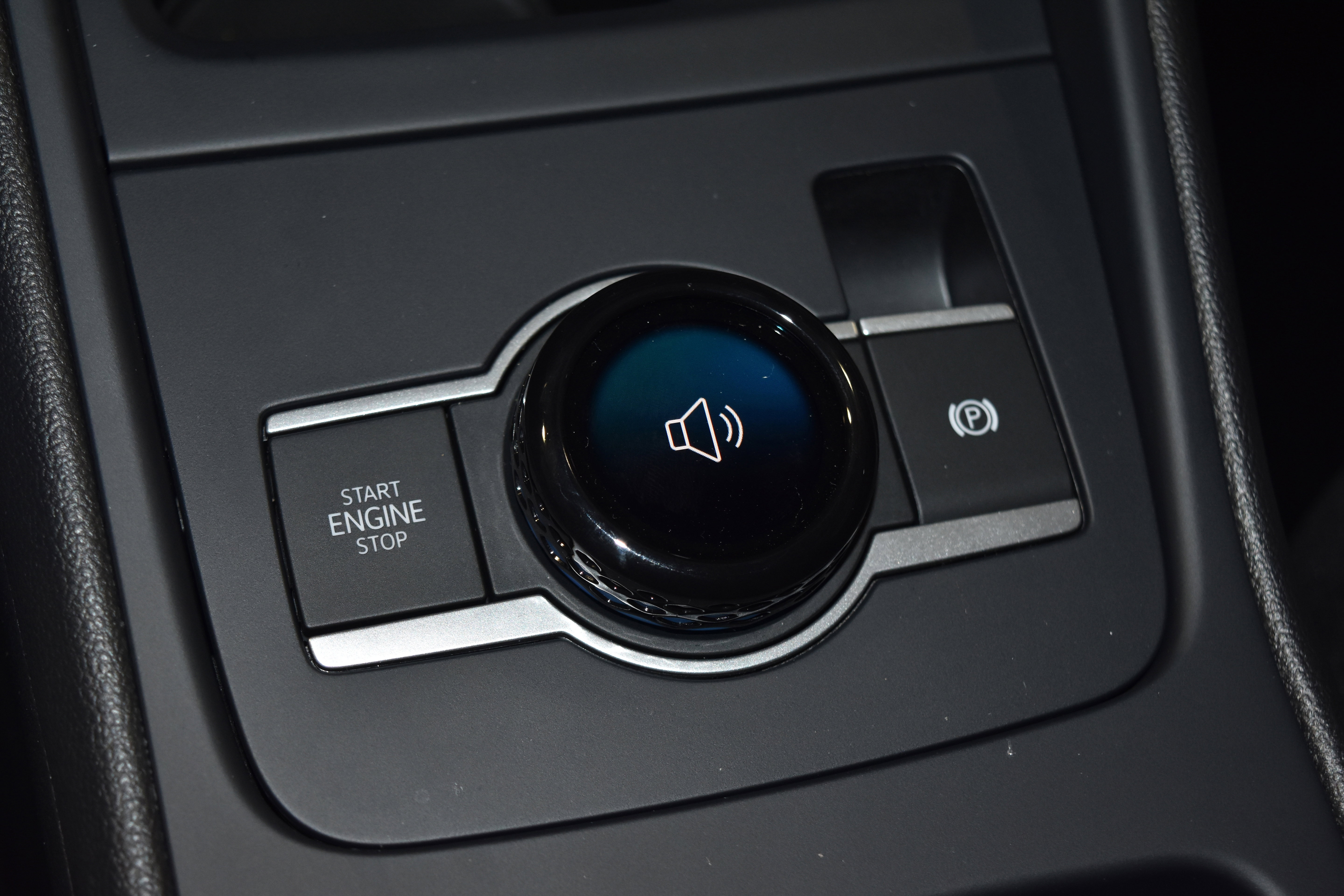 New 2026 Volkswagen Tiguan S image 10