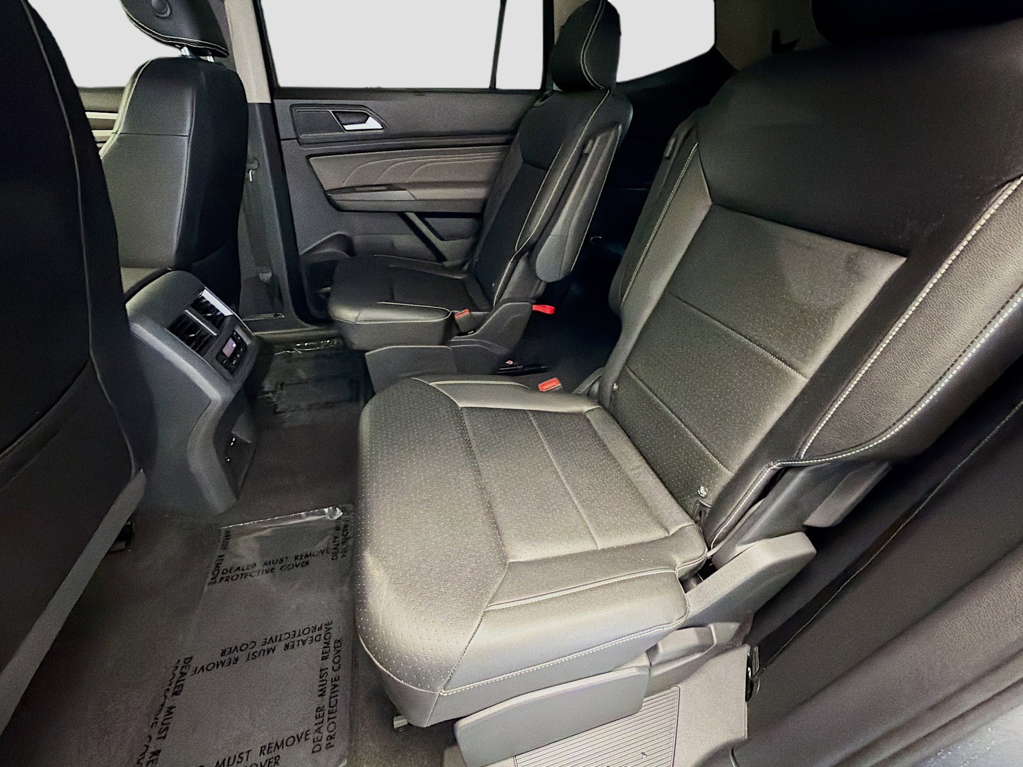 Used 2023 Volkswagen Atlas SE FWD image 13