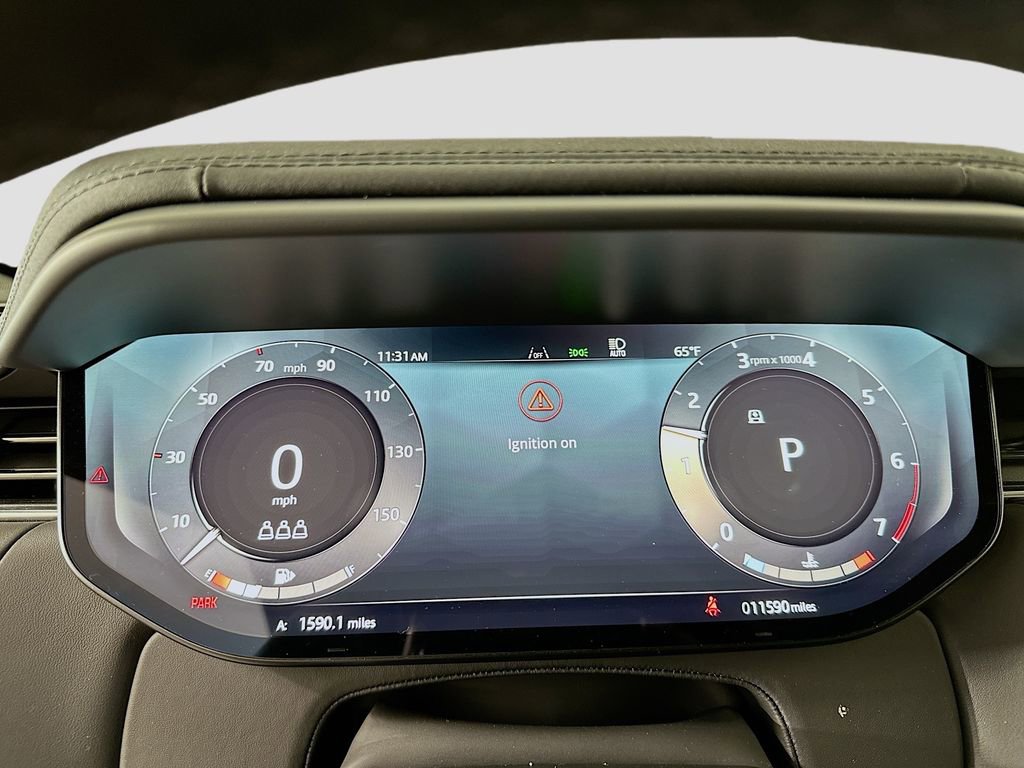 Used 2024 Land Rover Range Rover Sport SE image 13