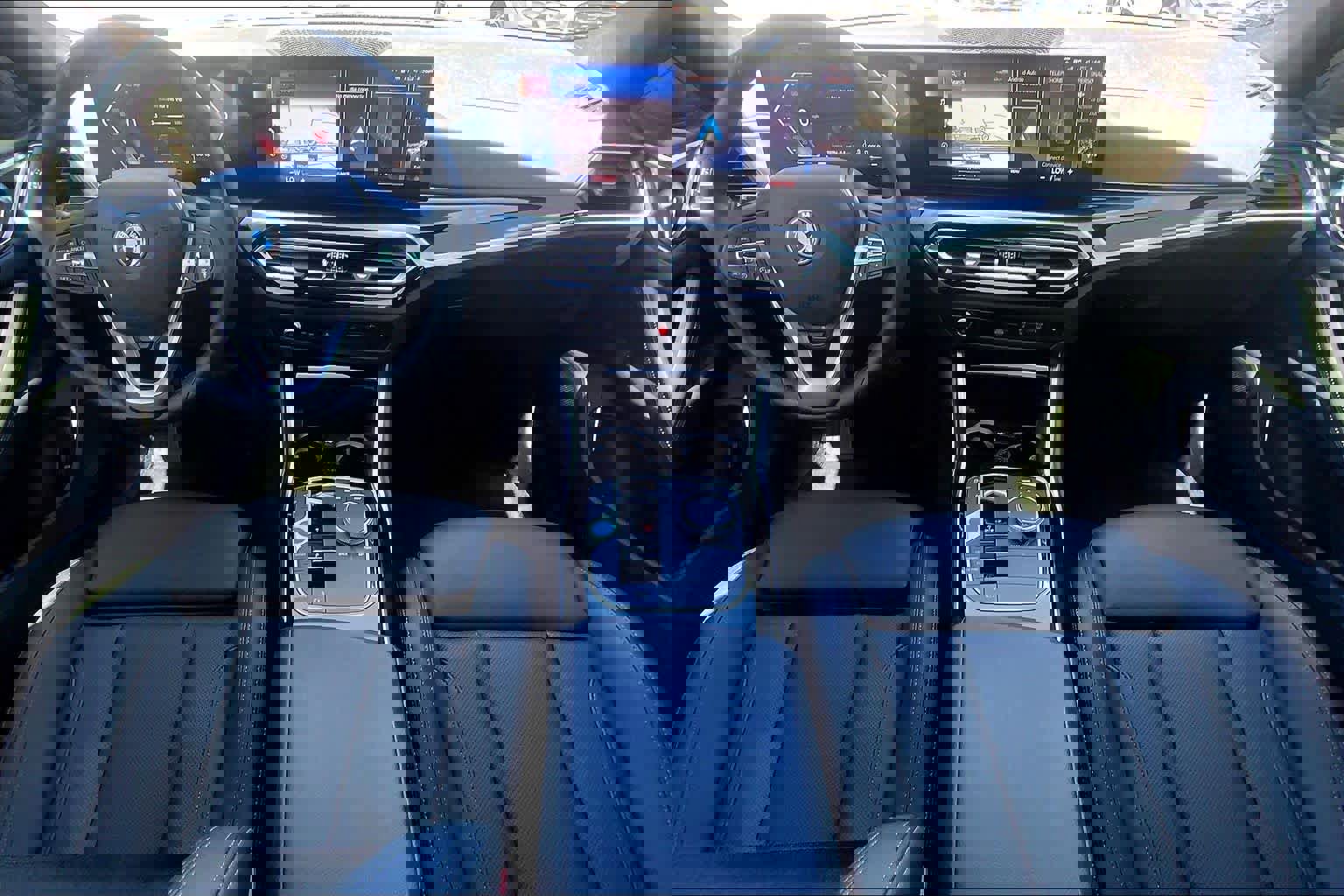 Used 2023 BMW i4 eDrive40 w/ Premium Package image 15