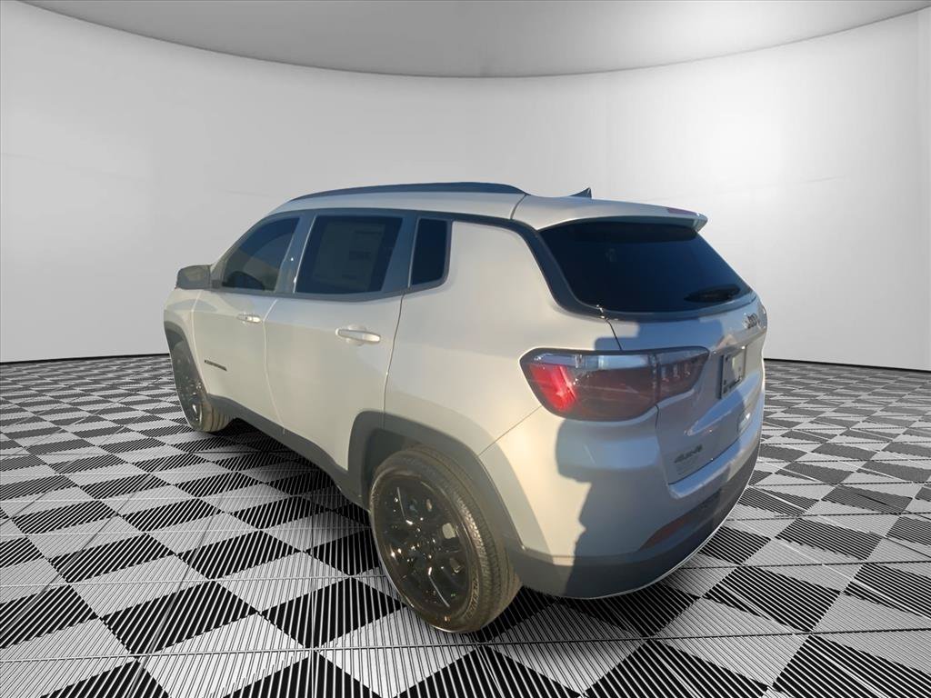 New 2026 Jeep Compass Latitude AWD/4WD image 8