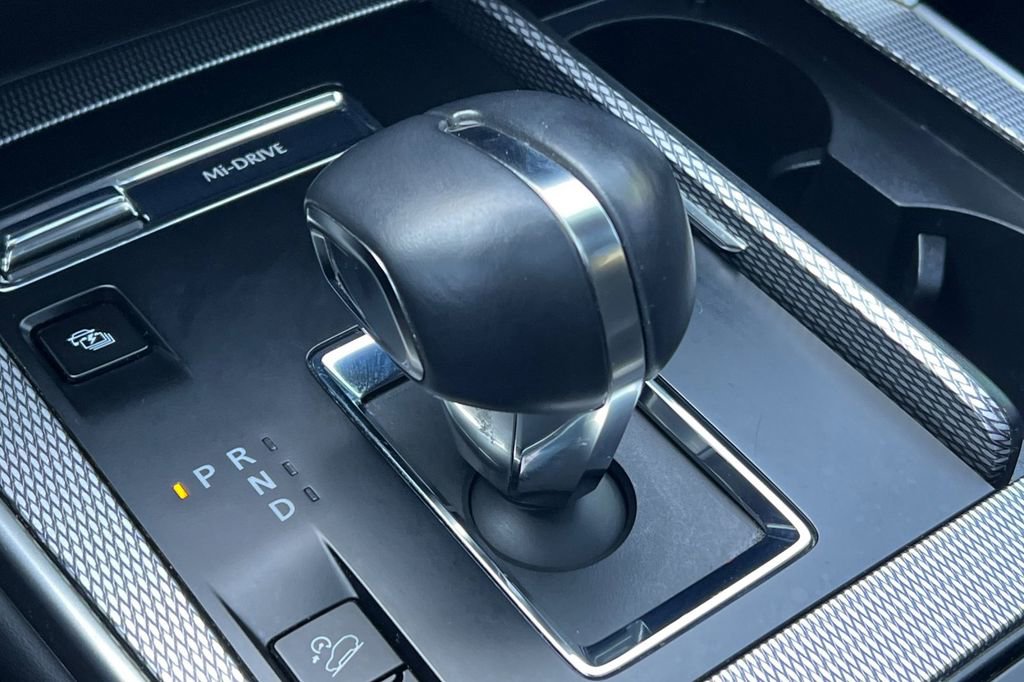 Certified 2024 MAZDA CX-90 Plug-In Hybrid w/ Premium Pkg image 28