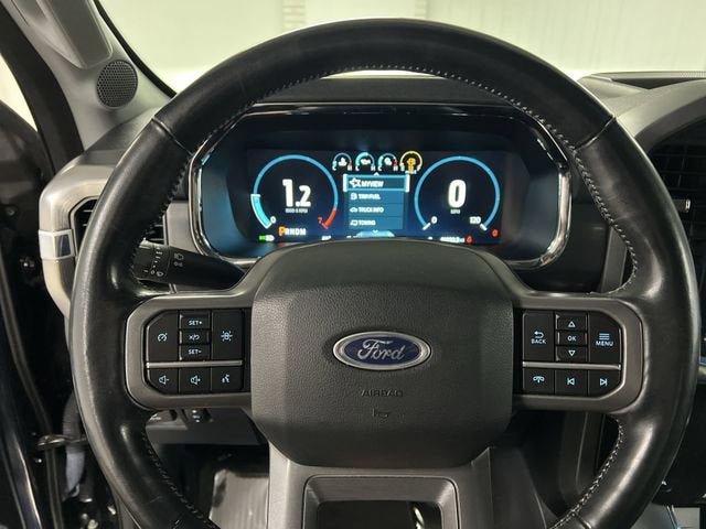 Used 2022 Ford F150 Lariat AWD/4WD image 11