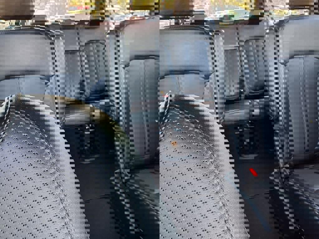 Used 2024 Jeep Wagoneer L Series II w/ Premium Group I image 28