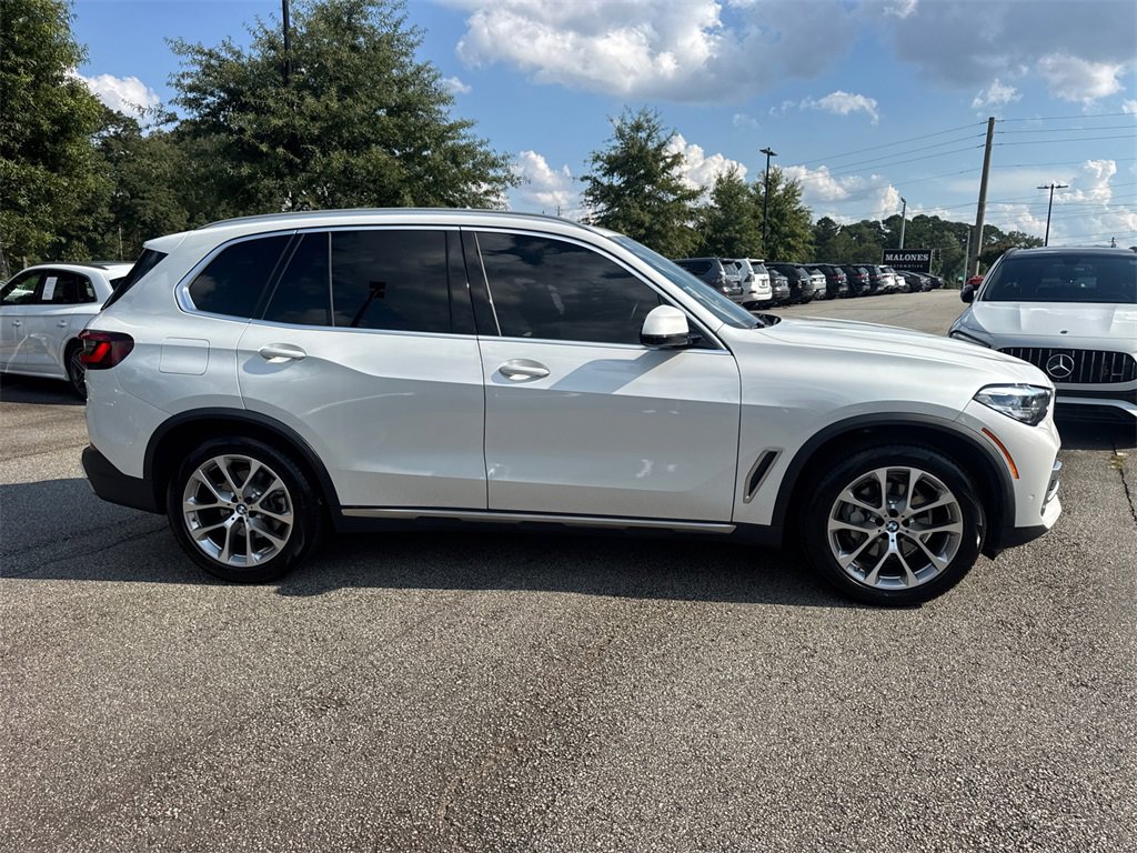Used 2021 BMW X5 xDrive40i w/ Premium Package 2 image 8