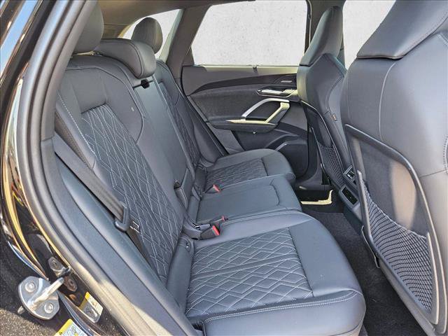 New 2026 Audi SQ5 Premium Plus AWD/4WD image 16