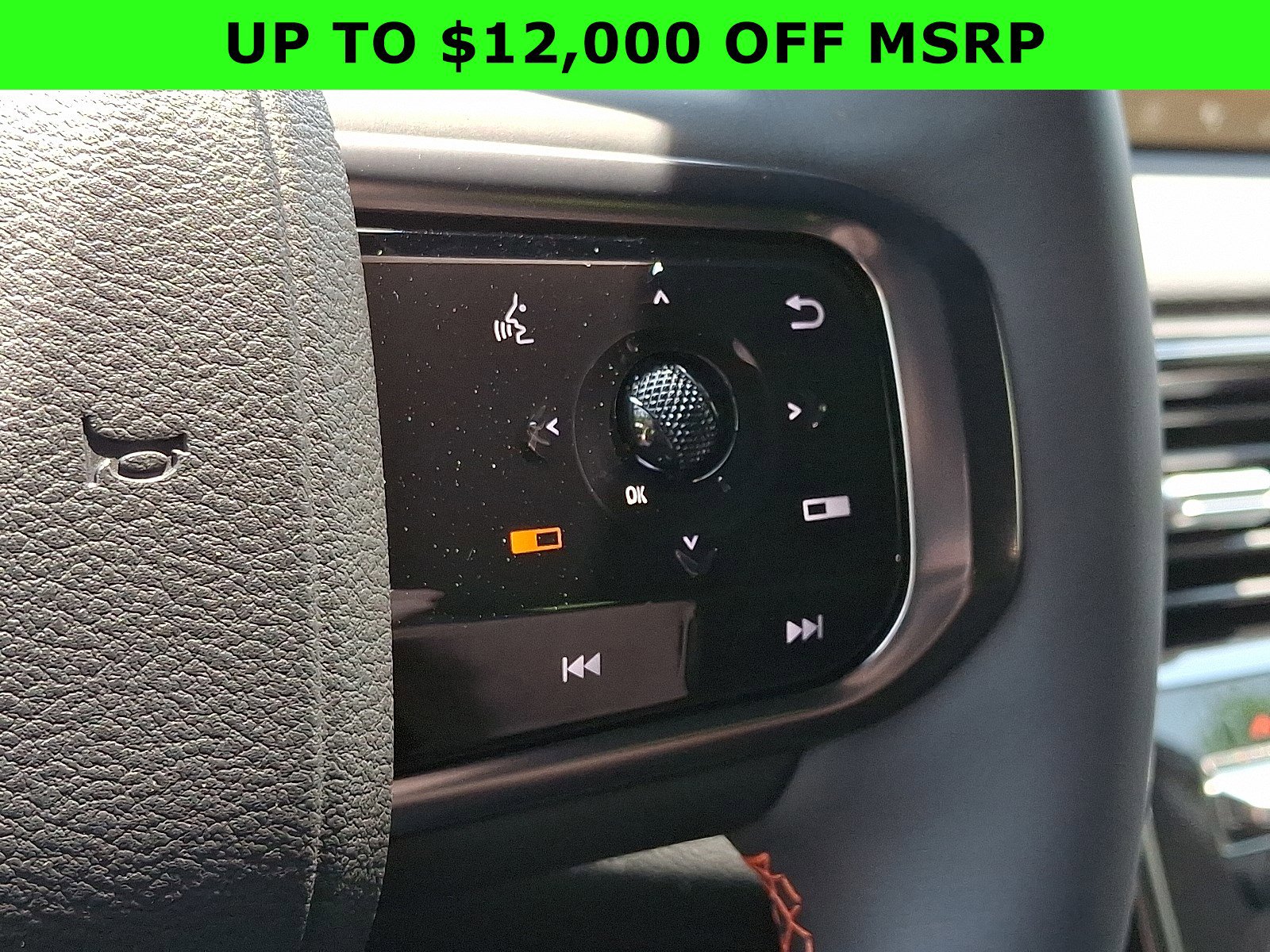 New 2025 Nissan Armada PRO-4X image 16