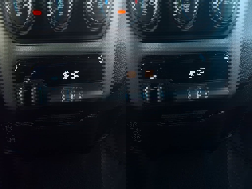 Used 2020 RAM 2500 Big Horn w/ Level 1 Equipment Group image 13