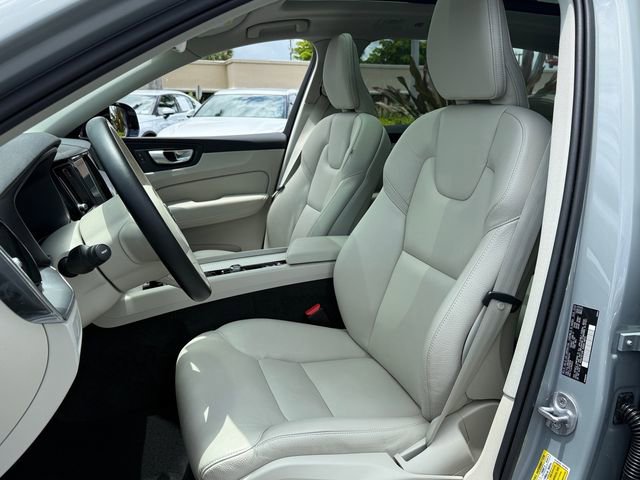 Used 2024 Volvo XC60 B5 Core w/ Protection Package Premier AWD/4WD image 9