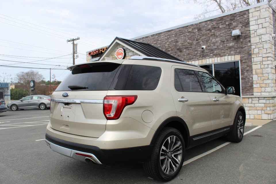 Used 2017 Ford Explorer Platinum AWD/4WD image 5