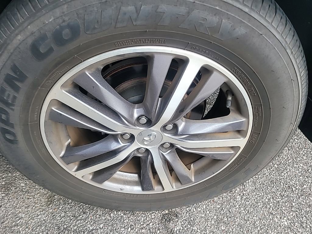 Used 2019 INFINITI QX60 Luxe w/ Essential Package image 12