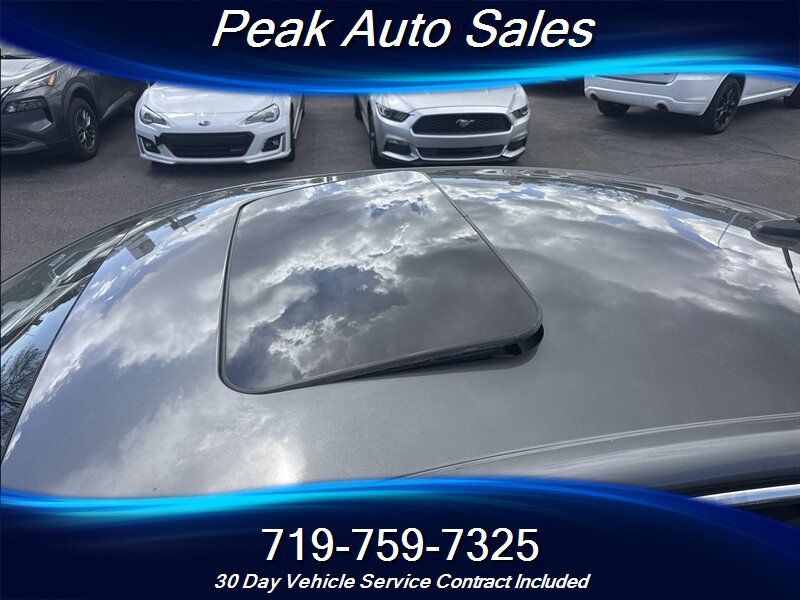 Used 2018 Ford Fusion SE w/ Equipment Group 602A FWD image 9